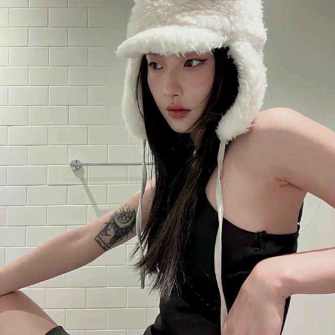 明月高悬挂神州